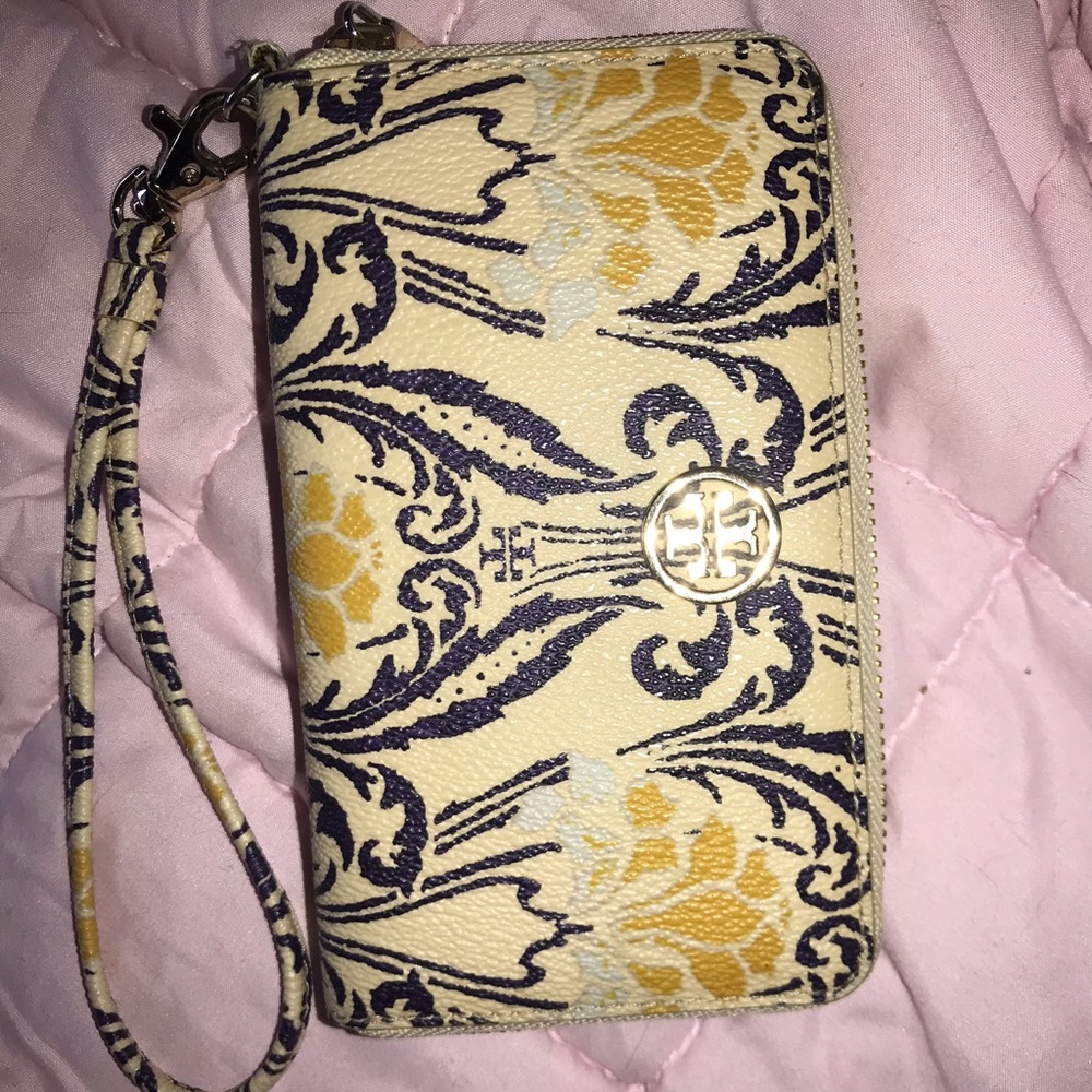 Tory Burch Wristlet